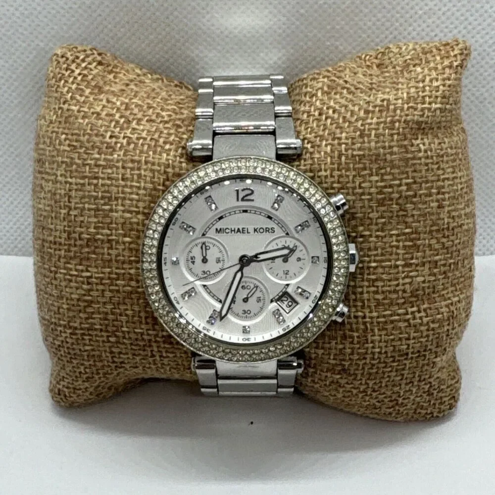 Michael Kors MK5353 Womens Silver Stainless Steel Analog Dial Wrist Watch JNA401